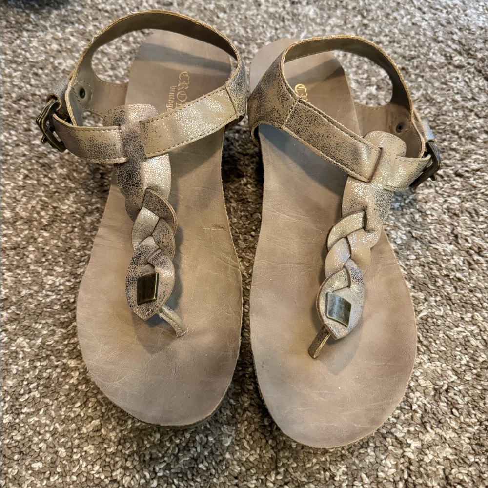 Crown Vintage wedge 6